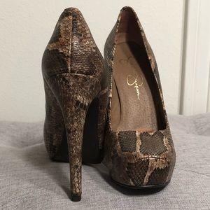 3/$25 Jessica Simpson Snake Pattern Platform Heels